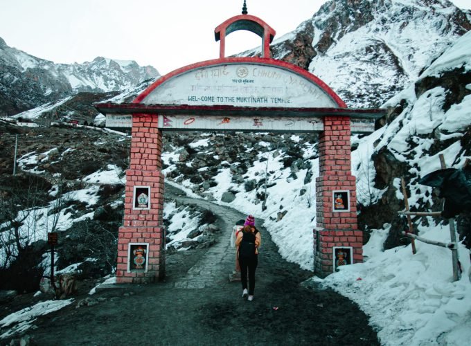 Kasol Kheerganga Trek package from Delhi